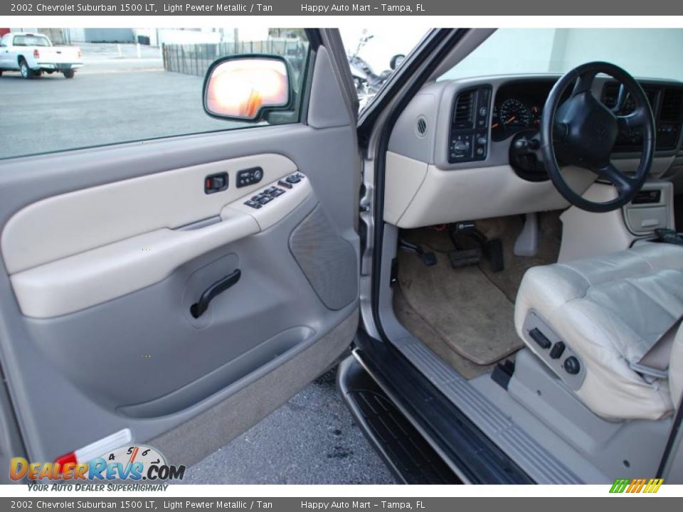 2002 Chevrolet Suburban 1500 LT Light Pewter Metallic / Tan Photo #13