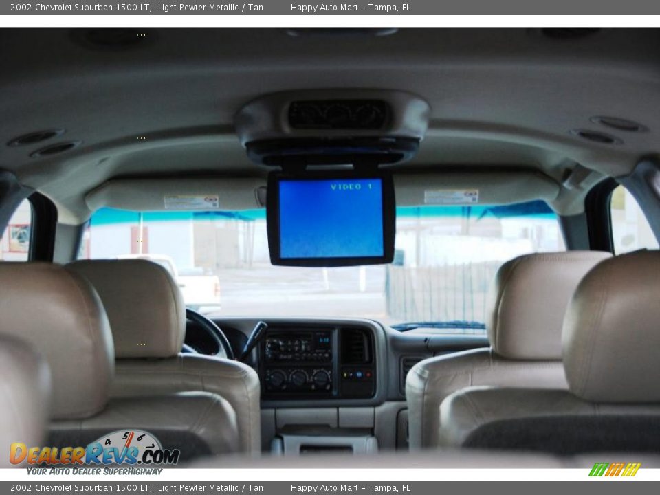 2002 Chevrolet Suburban 1500 LT Light Pewter Metallic / Tan Photo #16