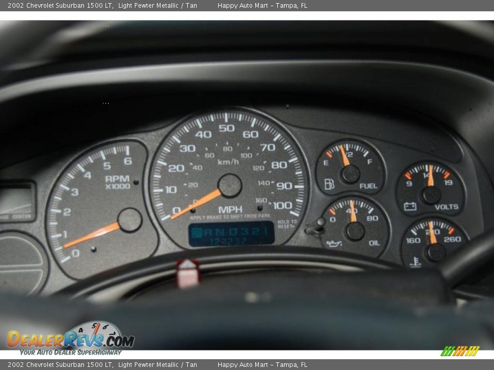 2002 Chevrolet Suburban 1500 LT Light Pewter Metallic / Tan Photo #21