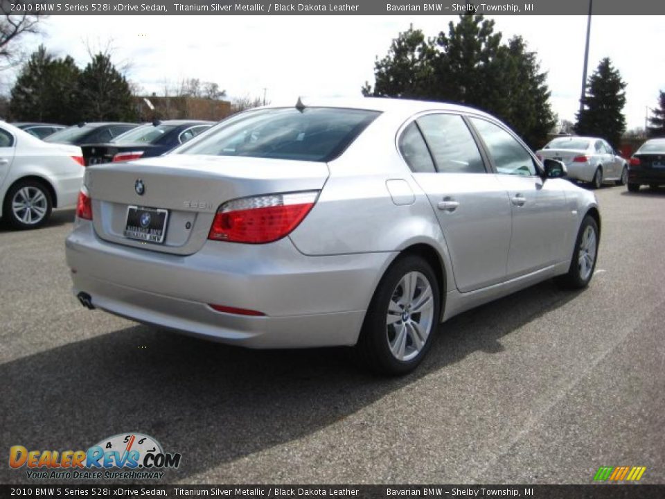 2010 BMW 5 Series 528i xDrive Sedan Titanium Silver Metallic / Black Dakota Leather Photo #5