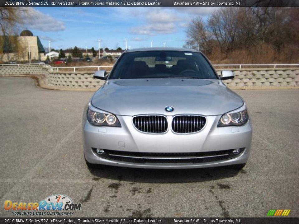 2010 BMW 5 Series 528i xDrive Sedan Titanium Silver Metallic / Black Dakota Leather Photo #8