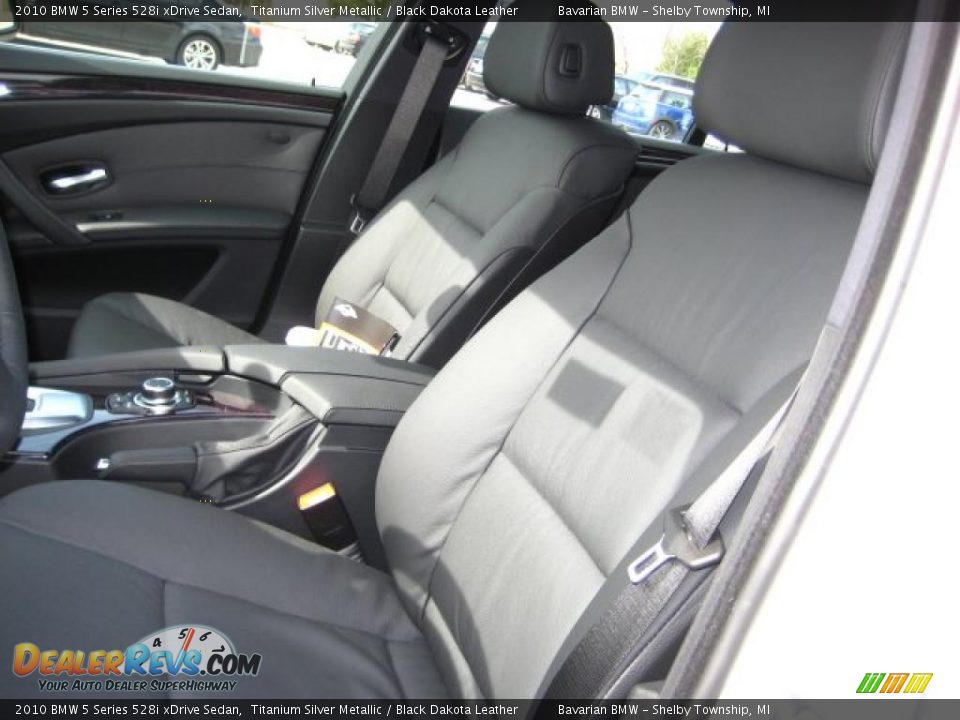2010 BMW 5 Series 528i xDrive Sedan Titanium Silver Metallic / Black Dakota Leather Photo #10