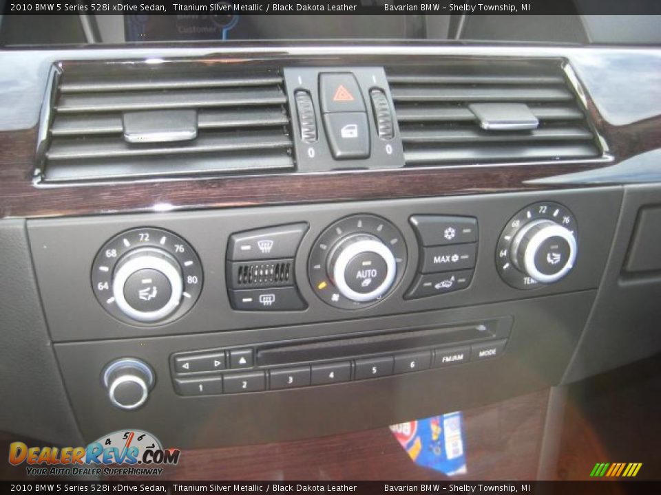 2010 BMW 5 Series 528i xDrive Sedan Titanium Silver Metallic / Black Dakota Leather Photo #13