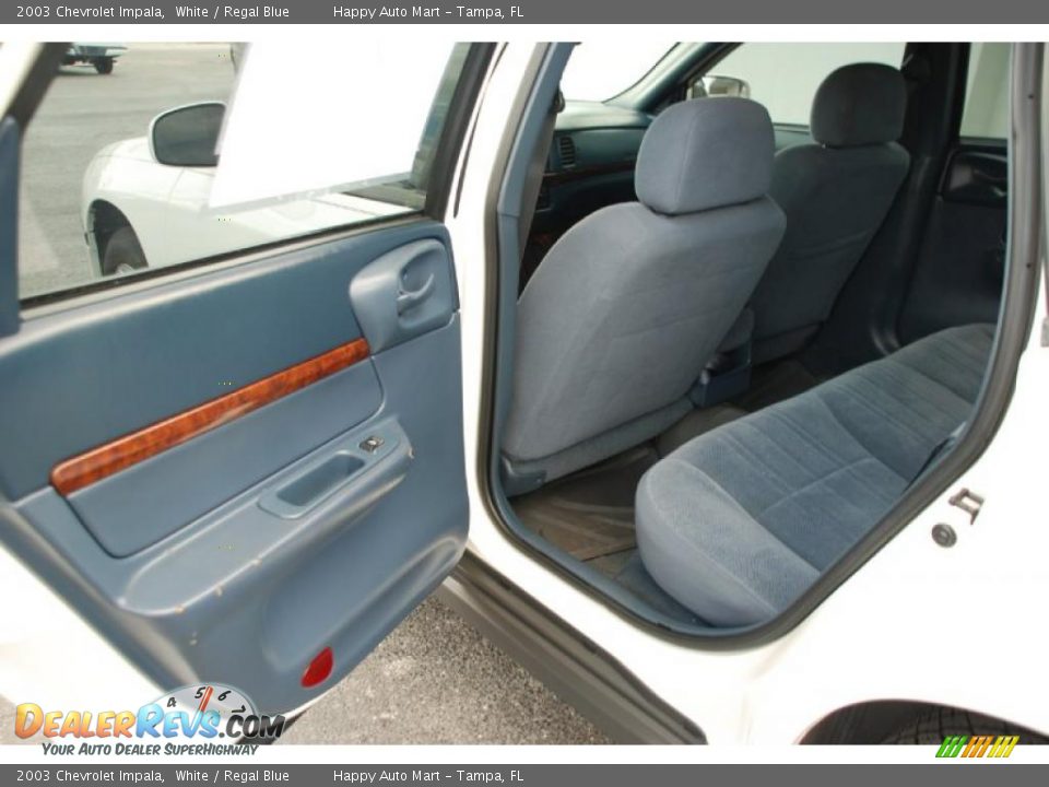 2003 Chevrolet Impala White / Regal Blue Photo #26