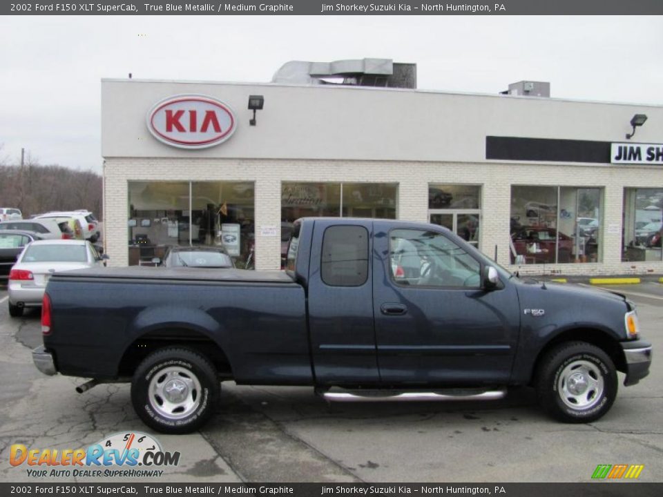 2002 Ford F150 XLT SuperCab True Blue Metallic / Medium Graphite Photo #2