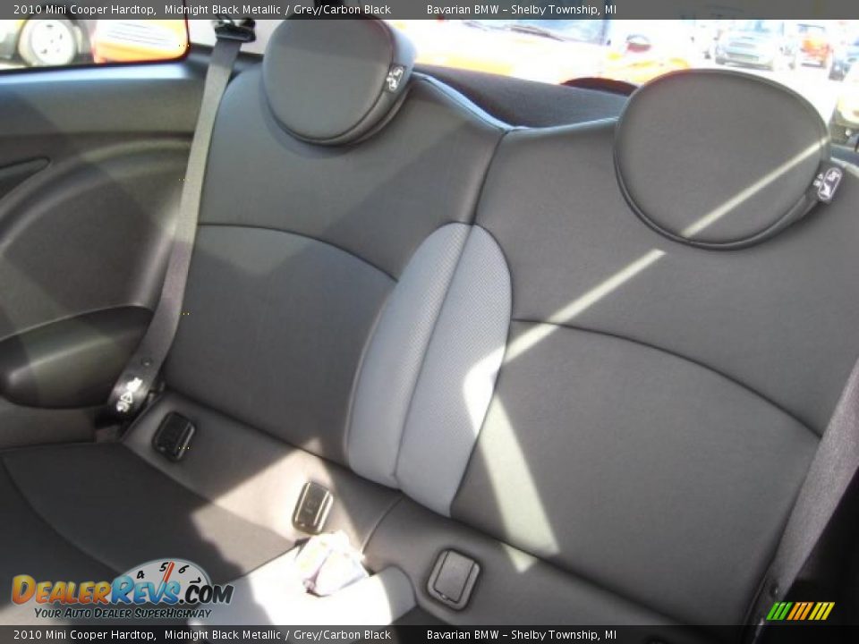 2010 Mini Cooper Hardtop Midnight Black Metallic / Grey/Carbon Black Photo #11