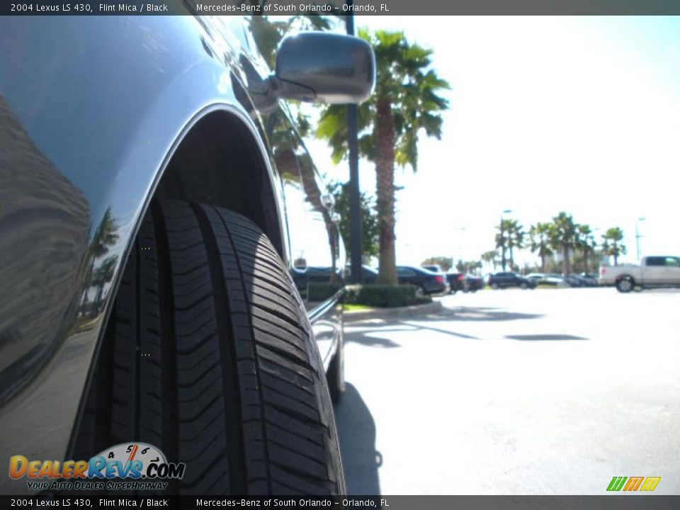 2004 Lexus LS 430 Flint Mica / Black Photo #9
