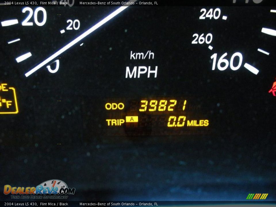 2004 Lexus LS 430 Flint Mica / Black Photo #20