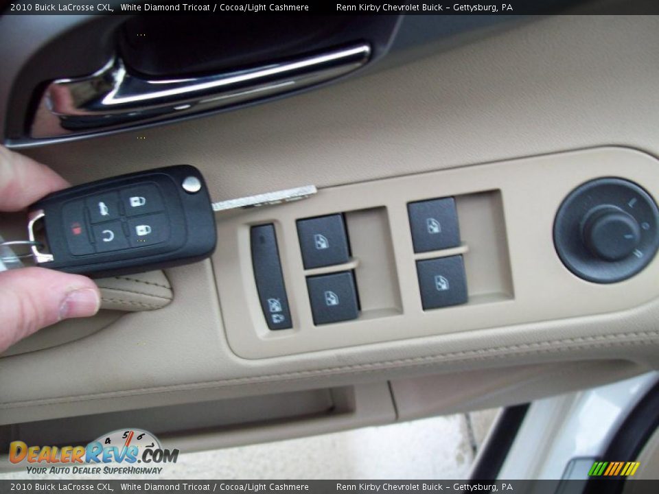 2010 Buick LaCrosse CXL White Diamond Tricoat / Cocoa/Light Cashmere Photo #15
