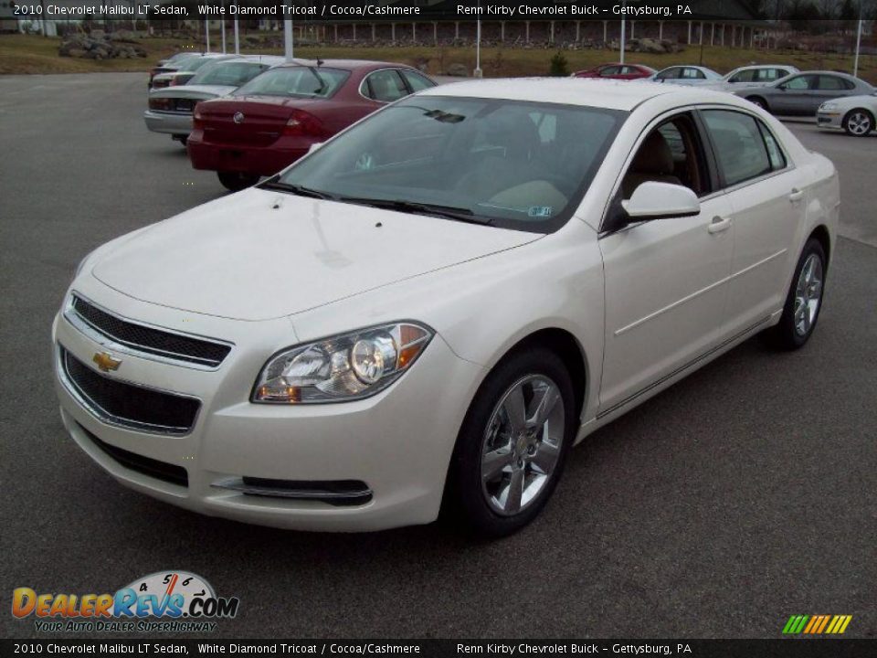 2010 Chevrolet Malibu LT Sedan White Diamond Tricoat / Cocoa/Cashmere Photo #2