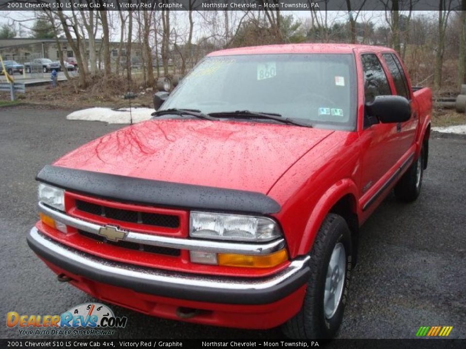 2001 Chevrolet S10 LS Crew Cab 4x4 Victory Red / Graphite Photo #10