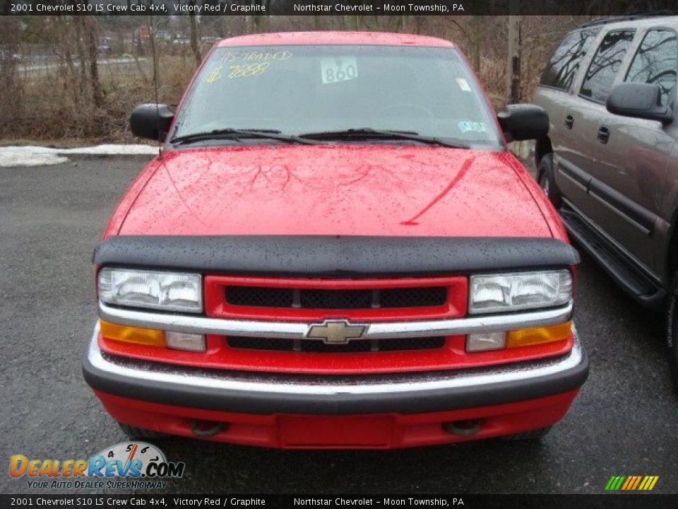 2001 Chevrolet S10 LS Crew Cab 4x4 Victory Red / Graphite Photo #11