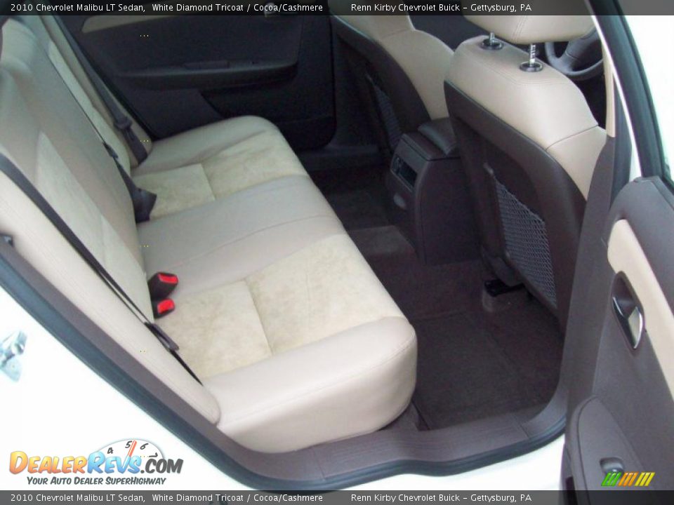 2010 Chevrolet Malibu LT Sedan White Diamond Tricoat / Cocoa/Cashmere Photo #25