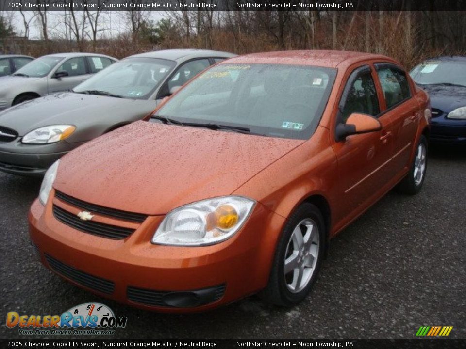 2005 Chevrolet Cobalt LS Sedan Sunburst Orange Metallic / Neutral Beige Photo #5