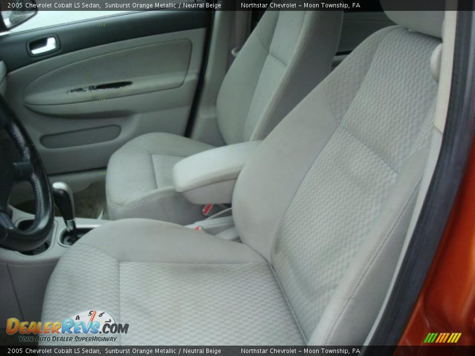 2005 Chevrolet Cobalt LS Sedan Sunburst Orange Metallic / Neutral Beige Photo #8