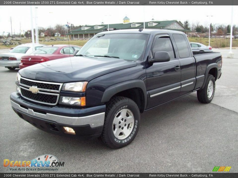2006 Chevrolet Silverado 1500 Z71 Extended Cab 4x4 Blue Granite Metallic / Dark Charcoal Photo #10