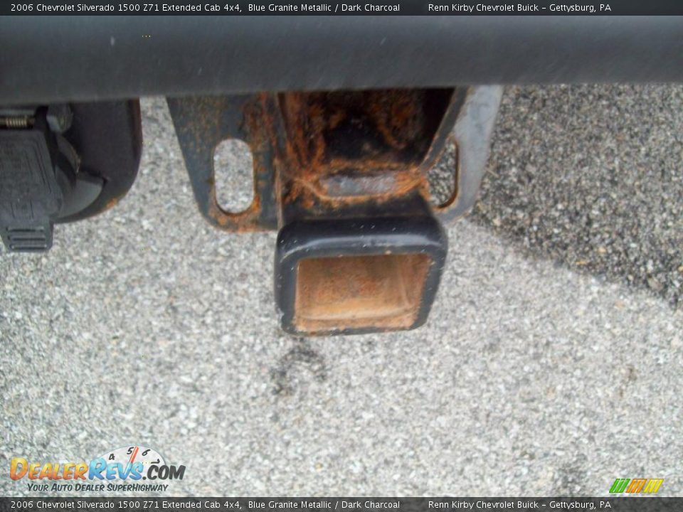 2006 Chevrolet Silverado 1500 Z71 Extended Cab 4x4 Blue Granite Metallic / Dark Charcoal Photo #15