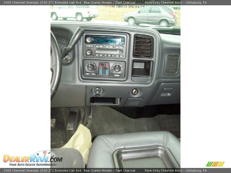 2006 Chevrolet Silverado 1500 Z71 Extended Cab 4x4 Blue Granite Metallic / Dark Charcoal Photo #22