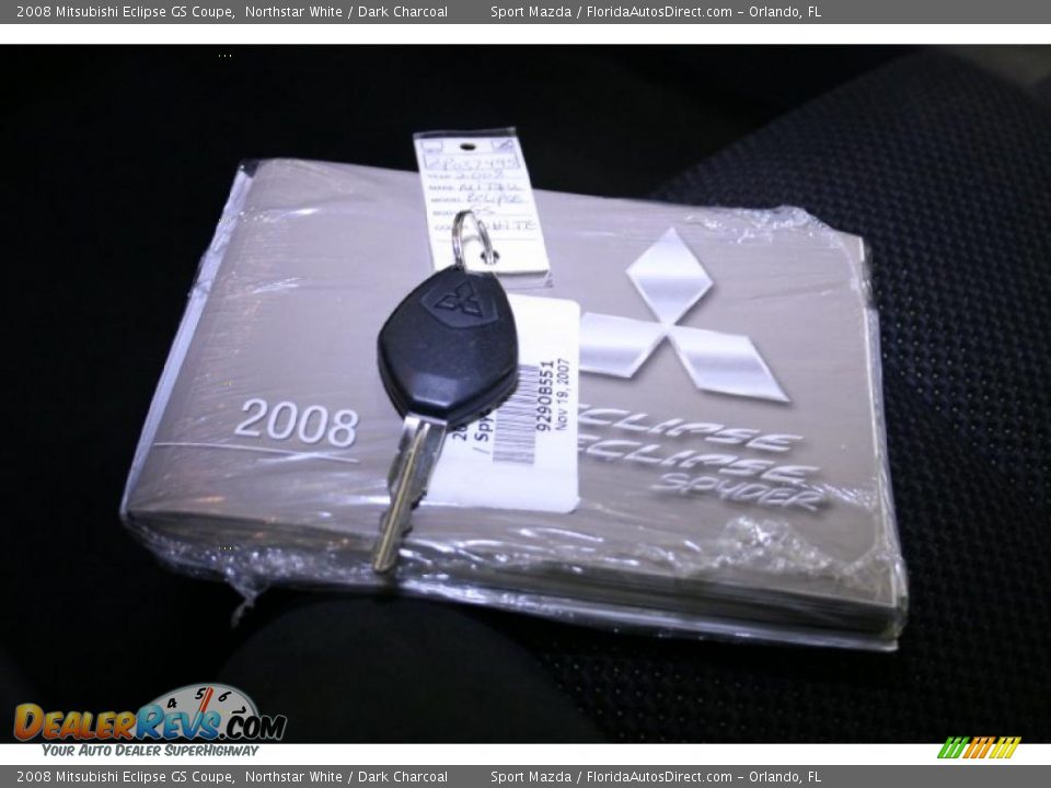 2008 Mitsubishi Eclipse GS Coupe Northstar White / Dark Charcoal Photo #35