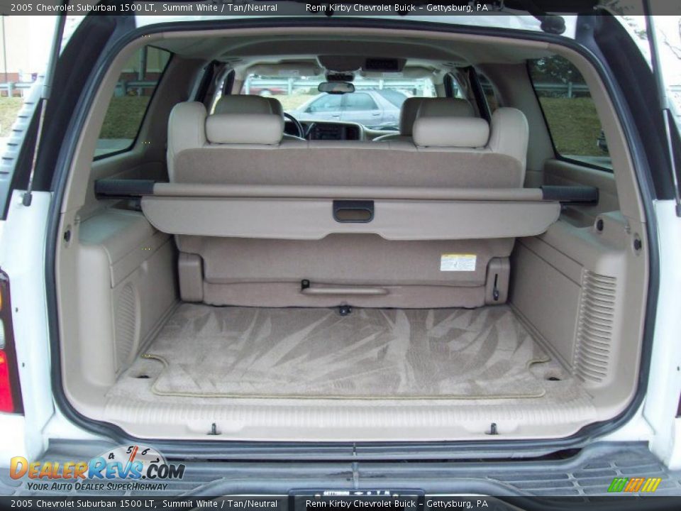 2005 Chevrolet Suburban 1500 LT Summit White / Tan/Neutral Photo #15