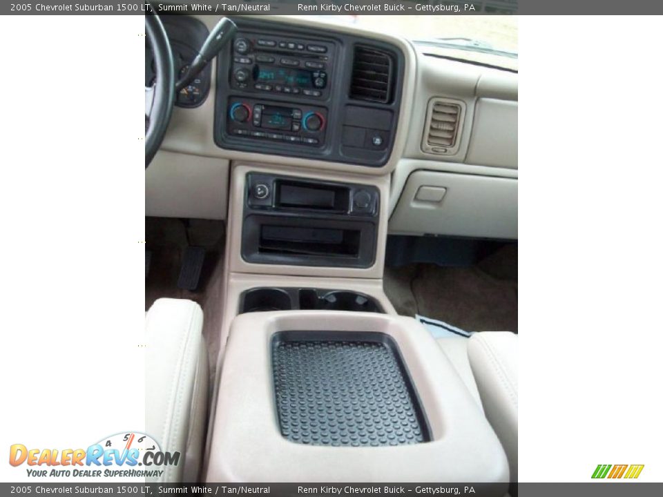 2005 Chevrolet Suburban 1500 LT Summit White / Tan/Neutral Photo #24