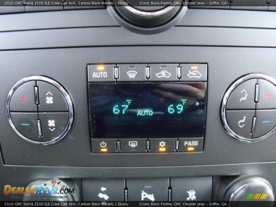 2010 GMC Sierra 1500 SLE Crew Cab 4x4 Carbon Black Metallic / Ebony Photo #20