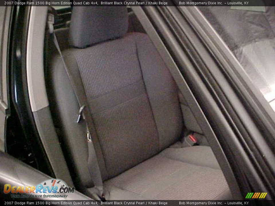2007 Dodge Ram 1500 Big Horn Edition Quad Cab 4x4 Brilliant Black Crystal Pearl / Khaki Beige Photo #10