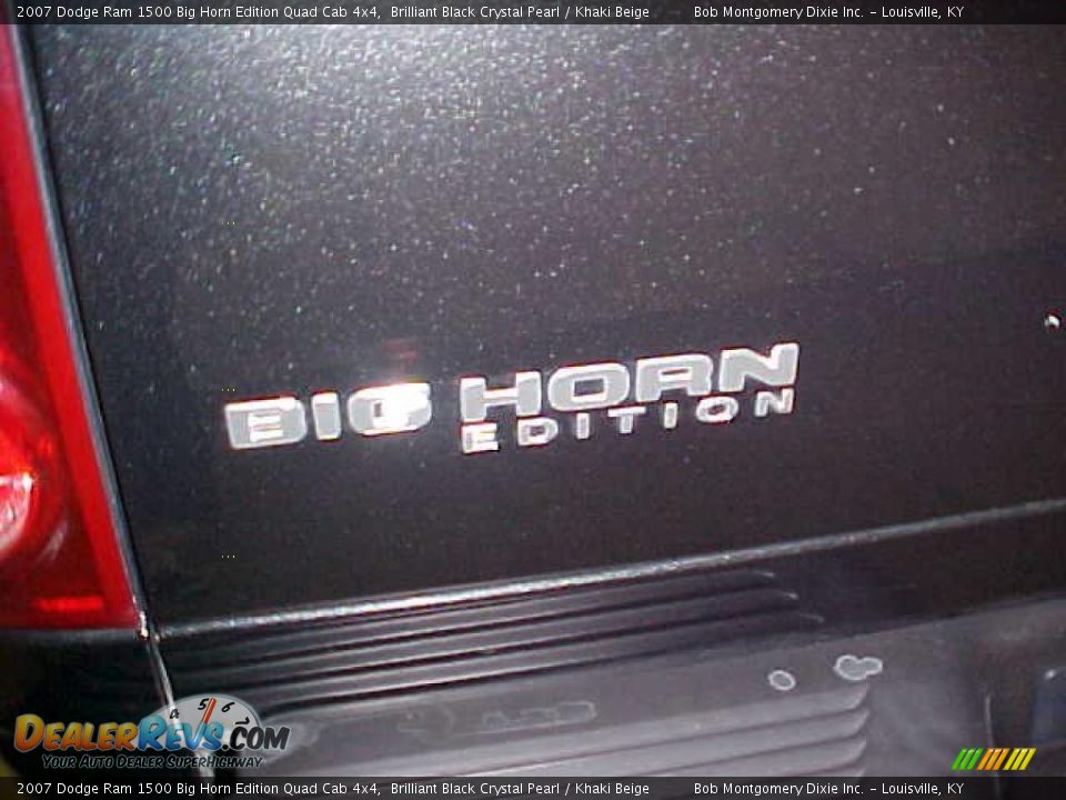 2007 Dodge Ram 1500 Big Horn Edition Quad Cab 4x4 Brilliant Black Crystal Pearl / Khaki Beige Photo #15
