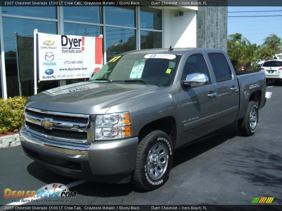 2007 Chevrolet Silverado 1500 LT Crew Cab Graystone Metallic / Ebony Black Photo #1