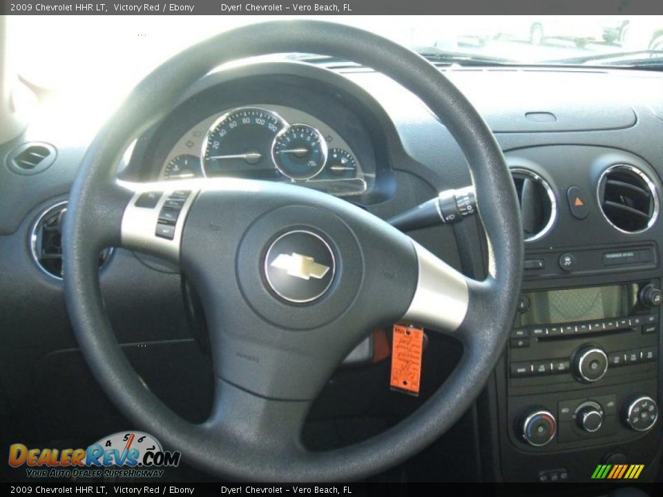 2009 Chevrolet HHR LT Victory Red / Ebony Photo #10