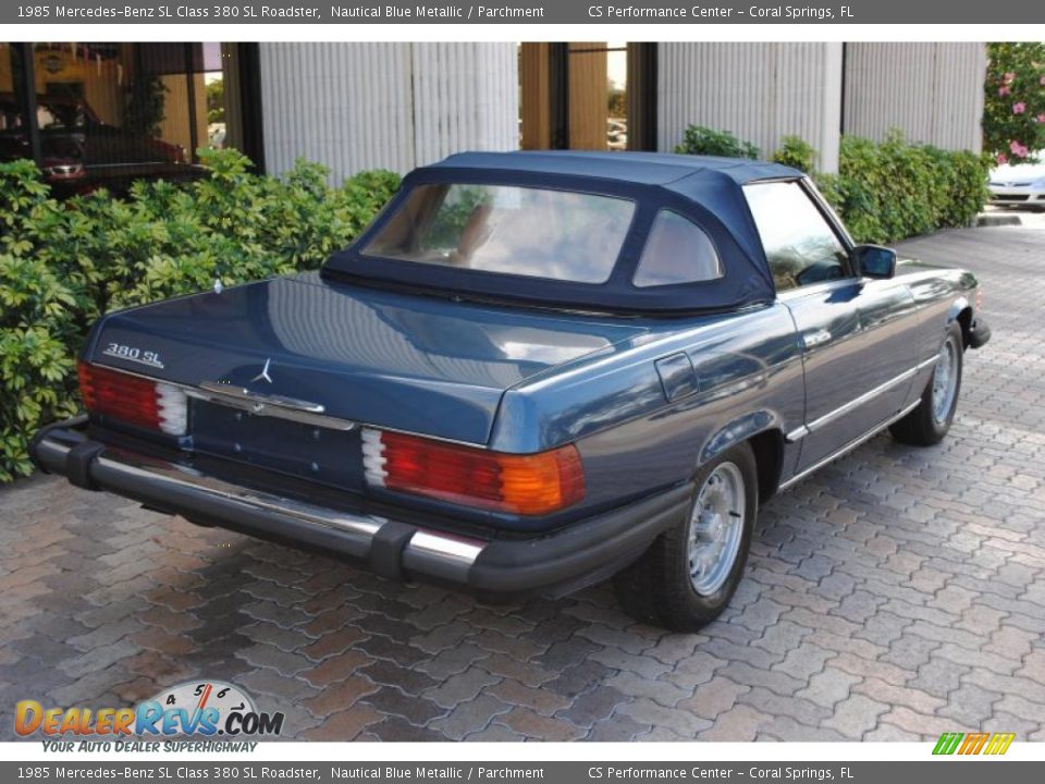 1985 Mercedes-Benz SL Class 380 SL Roadster Nautical Blue Metallic / Parchment Photo #9