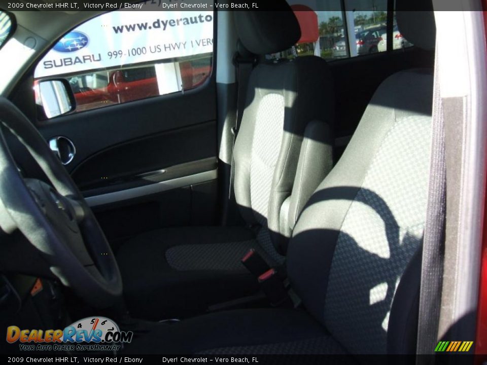2009 Chevrolet HHR LT Victory Red / Ebony Photo #13