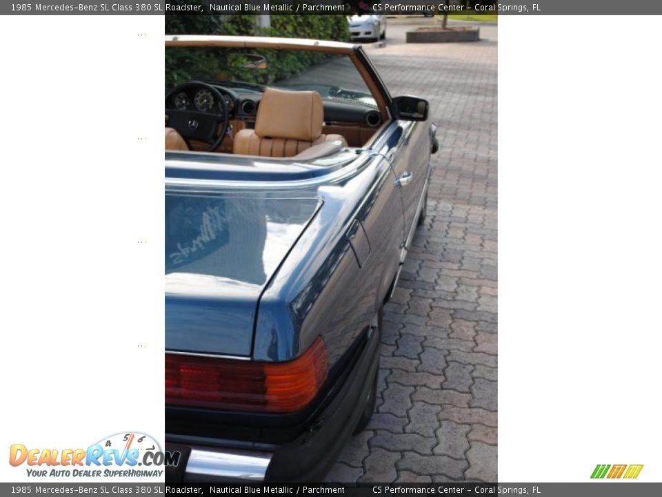 1985 Mercedes-Benz SL Class 380 SL Roadster Nautical Blue Metallic / Parchment Photo #15