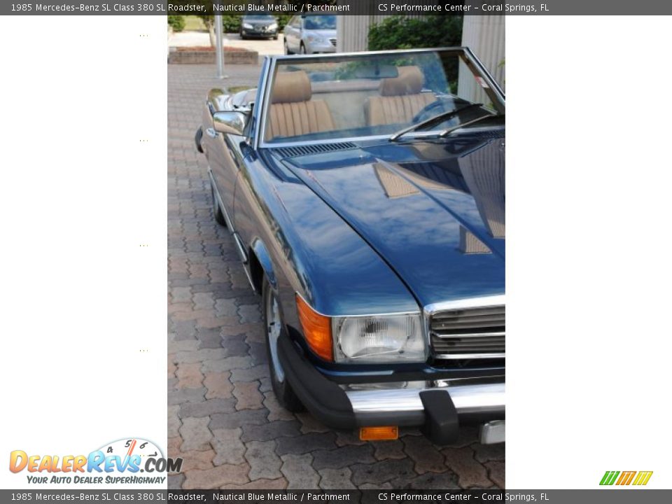 1985 Mercedes-Benz SL Class 380 SL Roadster Nautical Blue Metallic / Parchment Photo #16