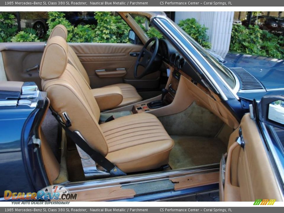 1985 Mercedes-Benz SL Class 380 SL Roadster Nautical Blue Metallic / Parchment Photo #21