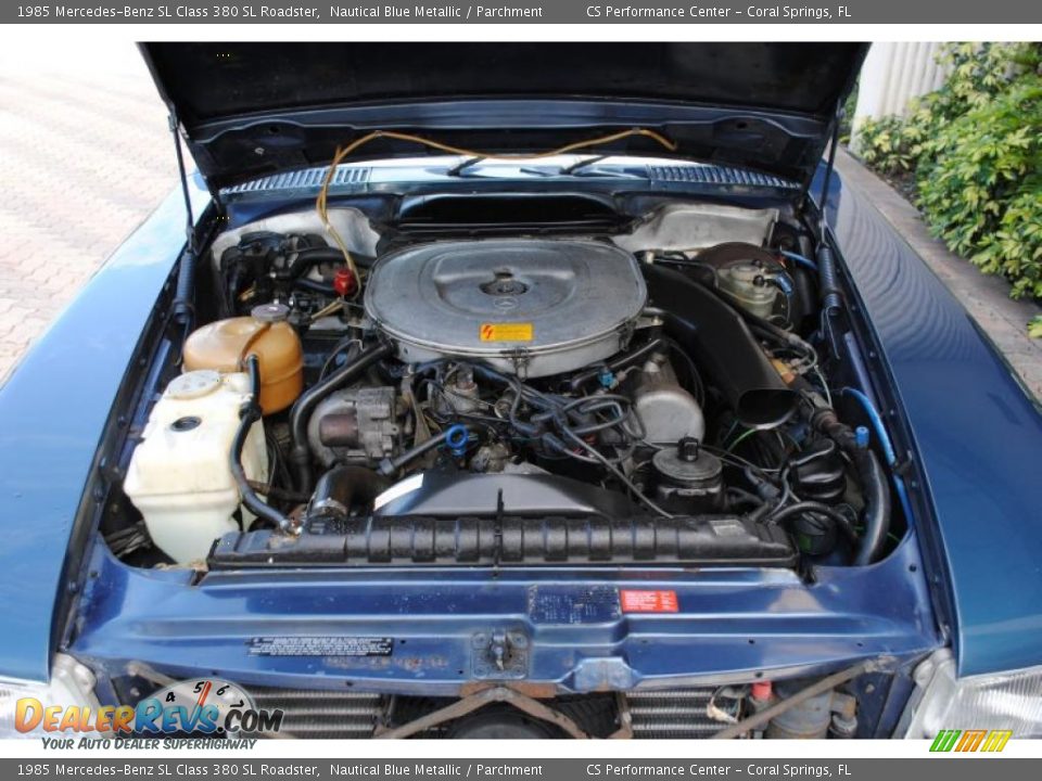 1985 Mercedes-Benz SL Class 380 SL Roadster Nautical Blue Metallic / Parchment Photo #33