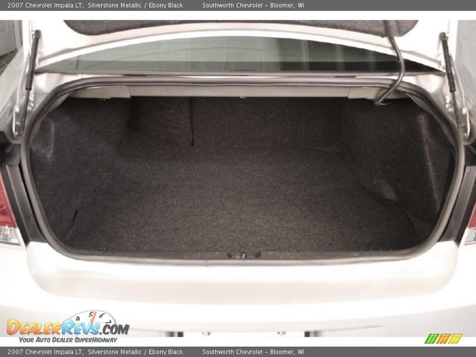 2007 Chevrolet Impala LT Silverstone Metallic / Ebony Black Photo #10