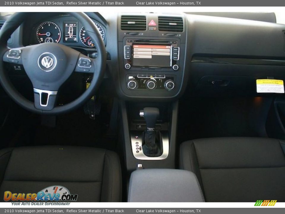 2010 Volkswagen Jetta TDI Sedan Reflex Silver Metallic / Titan Black Photo #6