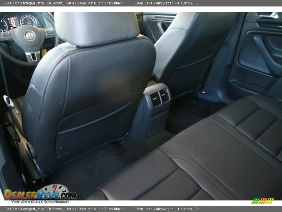 2010 Volkswagen Jetta TDI Sedan Reflex Silver Metallic / Titan Black Photo #17
