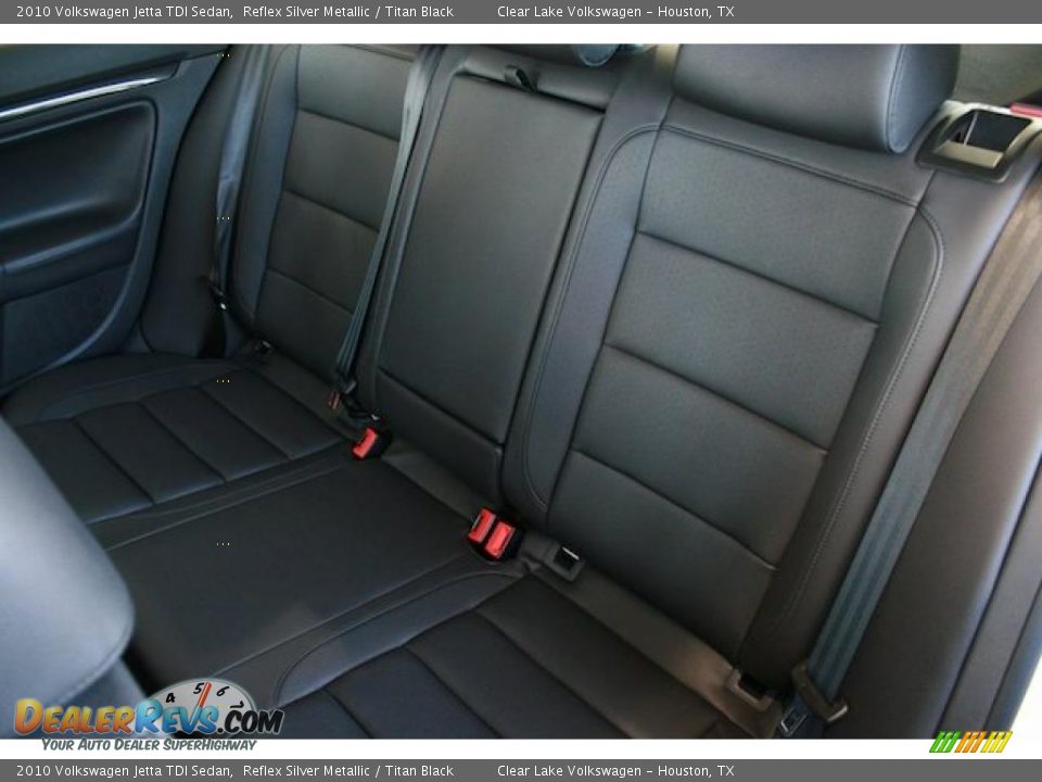 2010 Volkswagen Jetta TDI Sedan Reflex Silver Metallic / Titan Black Photo #19