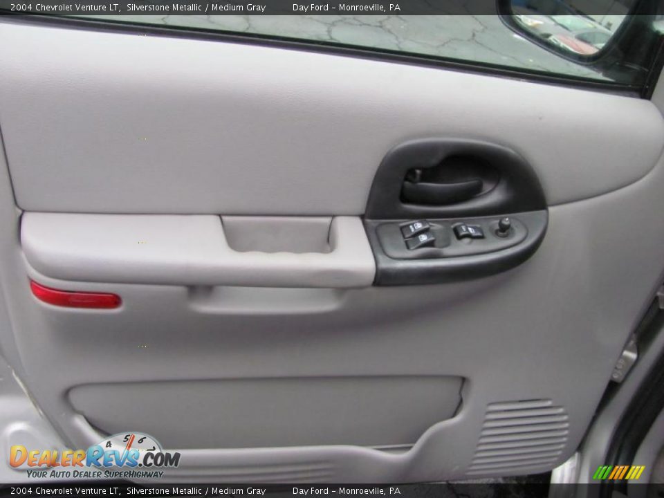 2004 Chevrolet Venture LT Silverstone Metallic / Medium Gray Photo #10