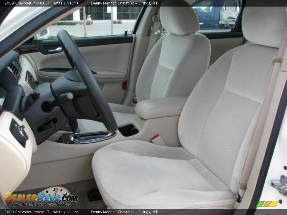 2009 Chevrolet Impala LT White / Neutral Photo #4