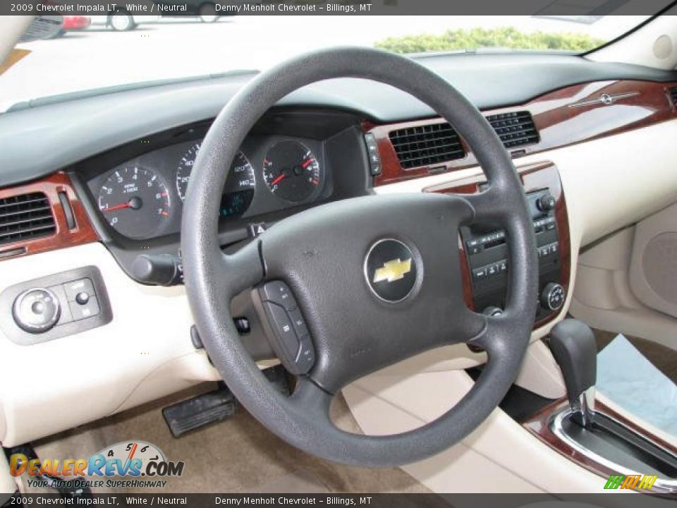 2009 Chevrolet Impala LT White / Neutral Photo #5