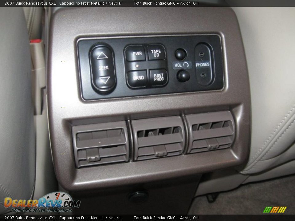 2007 Buick Rendezvous CXL Cappuccino Frost Metallic / Neutral Photo #17