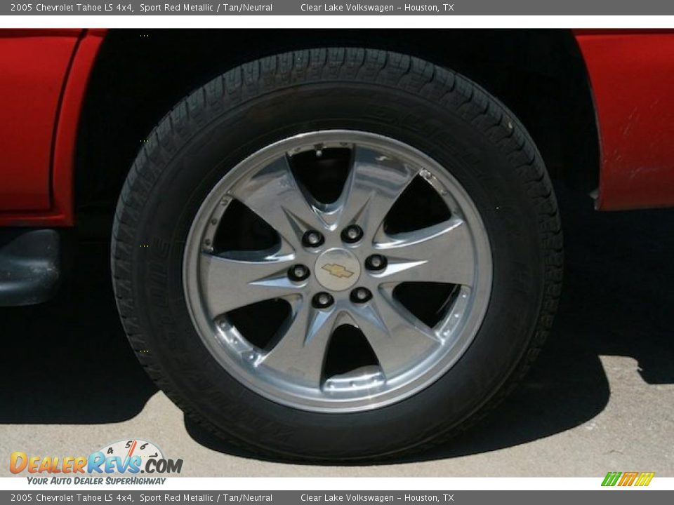 2005 Chevrolet Tahoe LS 4x4 Sport Red Metallic / Tan/Neutral Photo #7