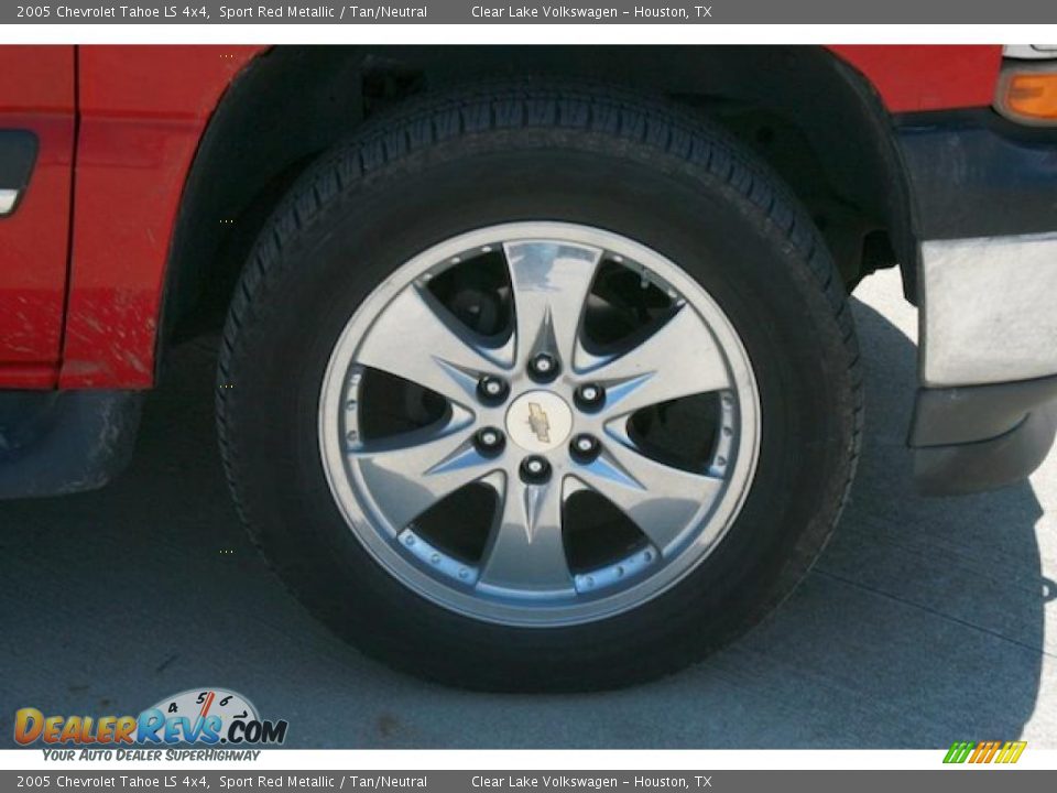 2005 Chevrolet Tahoe LS 4x4 Sport Red Metallic / Tan/Neutral Photo #13