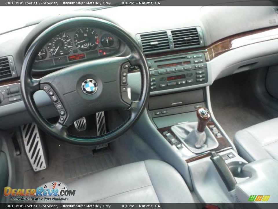 2001 BMW 3 Series 325i Sedan Titanium Silver Metallic / Grey Photo #7