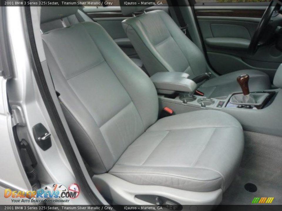 2001 BMW 3 Series 325i Sedan Titanium Silver Metallic / Grey Photo #9