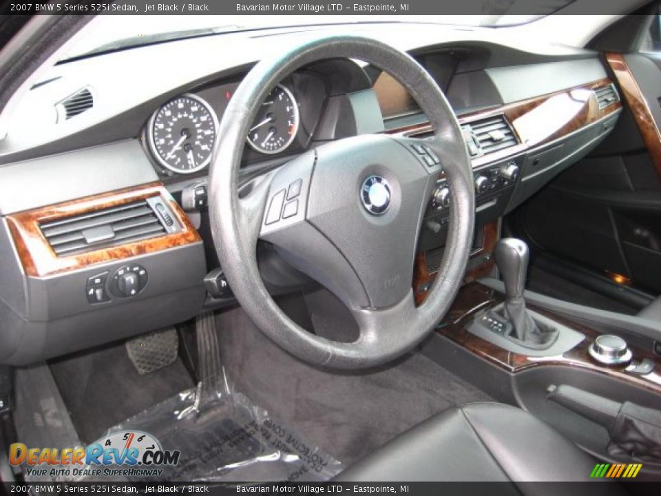 2007 BMW 5 Series 525i Sedan Jet Black / Black Photo #12