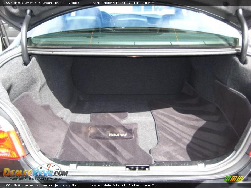 2007 BMW 5 Series 525i Sedan Jet Black / Black Photo #15